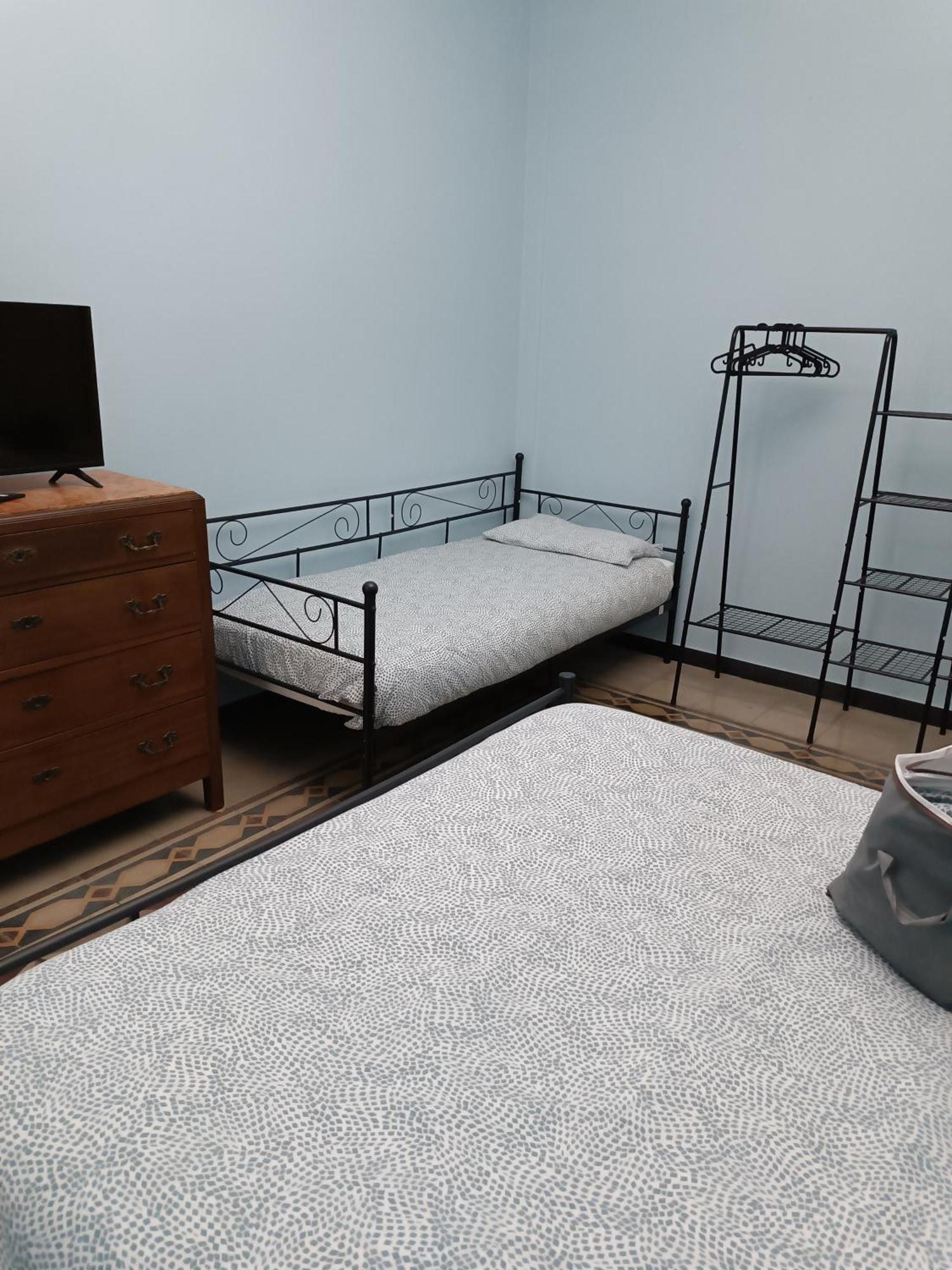 Appartement Lauretta: Adiacente Metro Genua